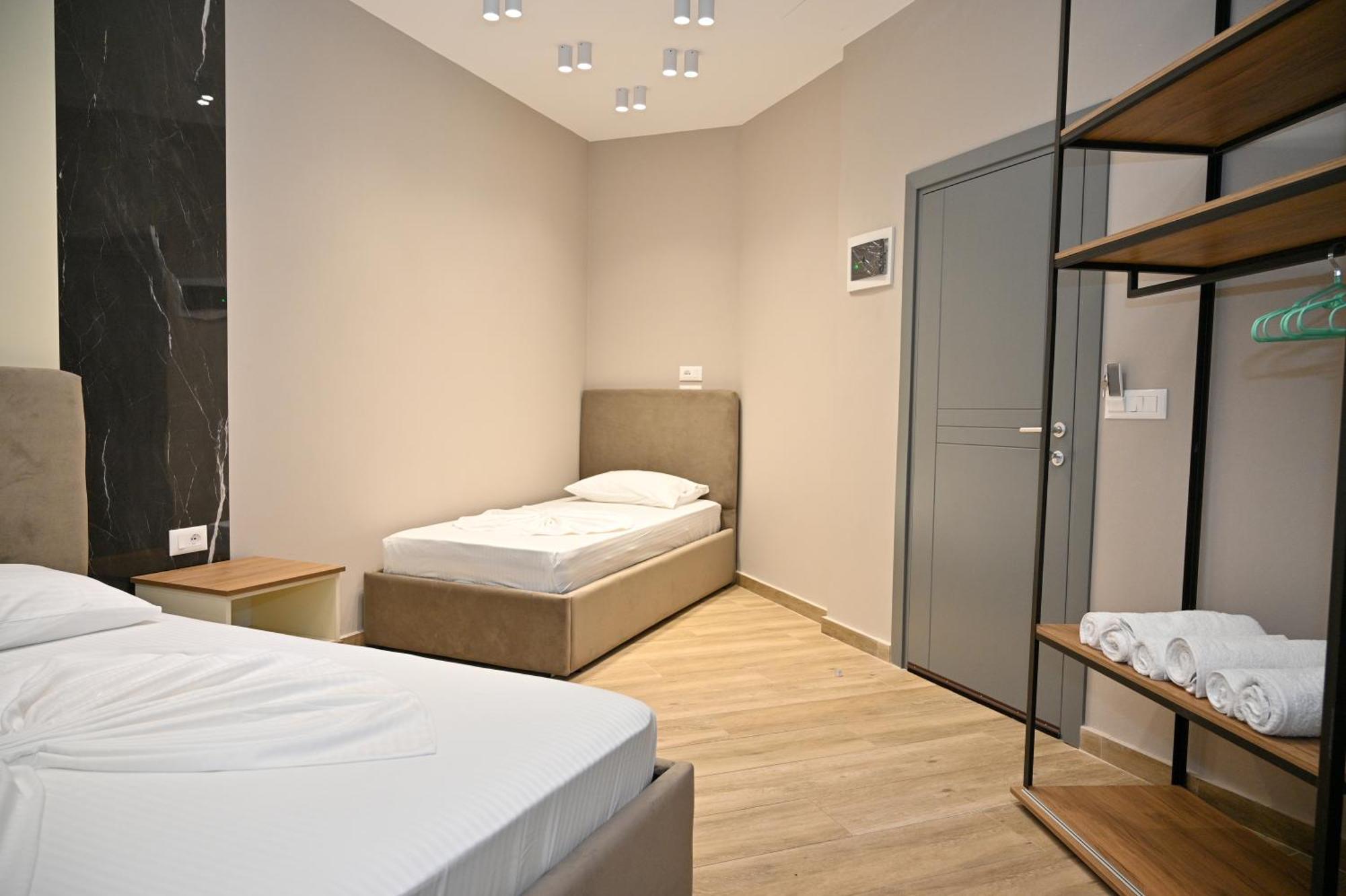 Monduro Hotel Durres Room photo